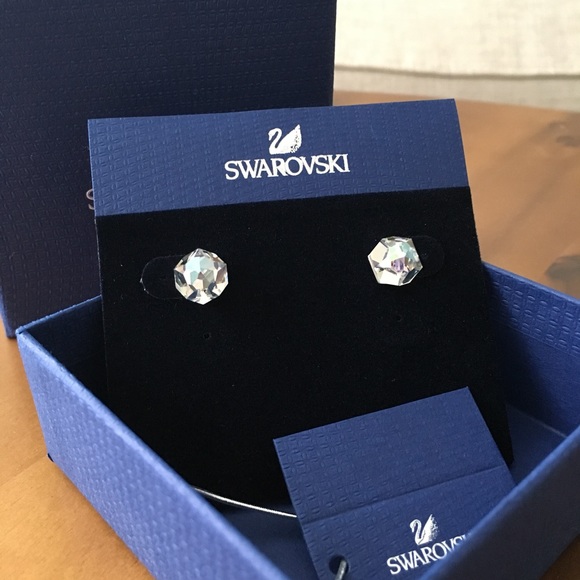 Swarovski Jewelry - NWT Swarovski Stud Earrings